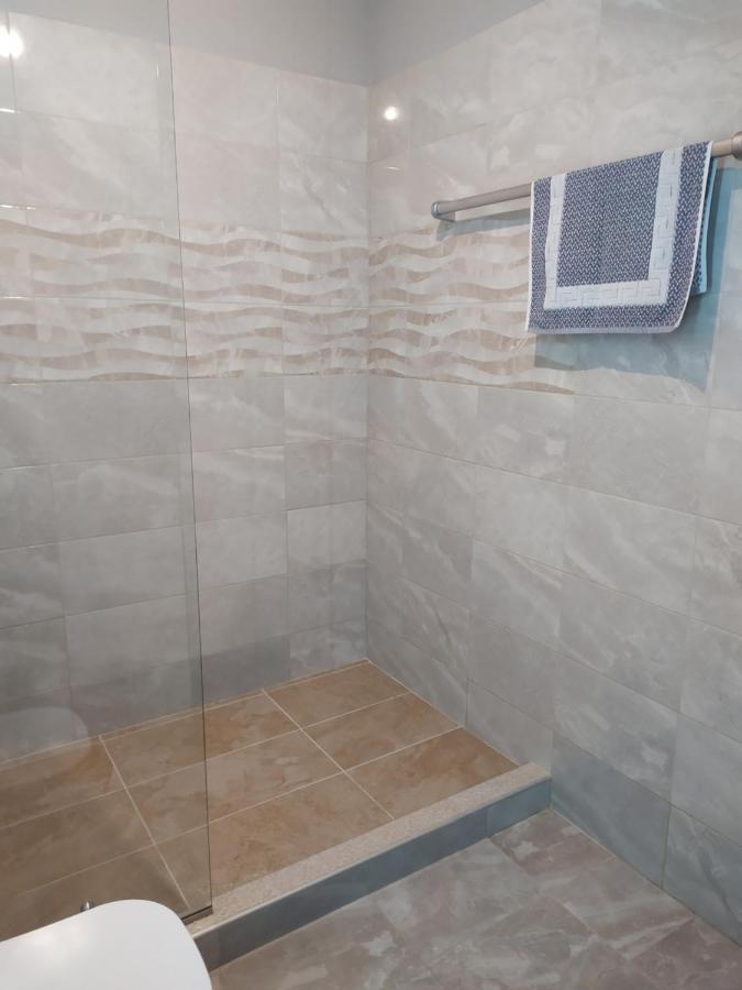Smallhotel - Vevi Zewnętrze zdjęcie